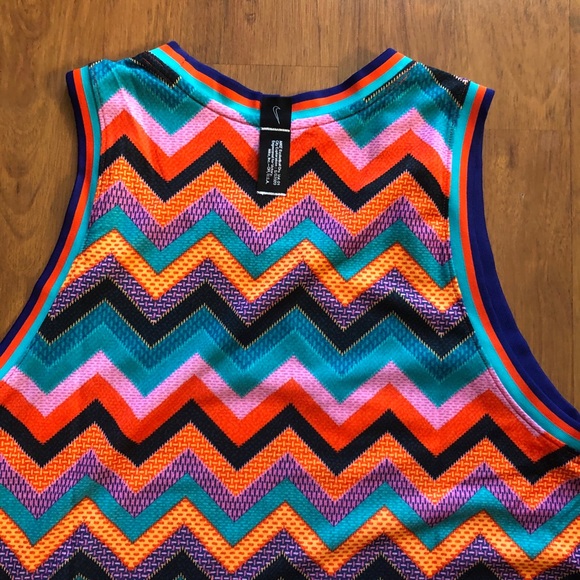 Nike Dri-FIT Basketball Jersey Multicolor Tanktop - Picture 9 of 9